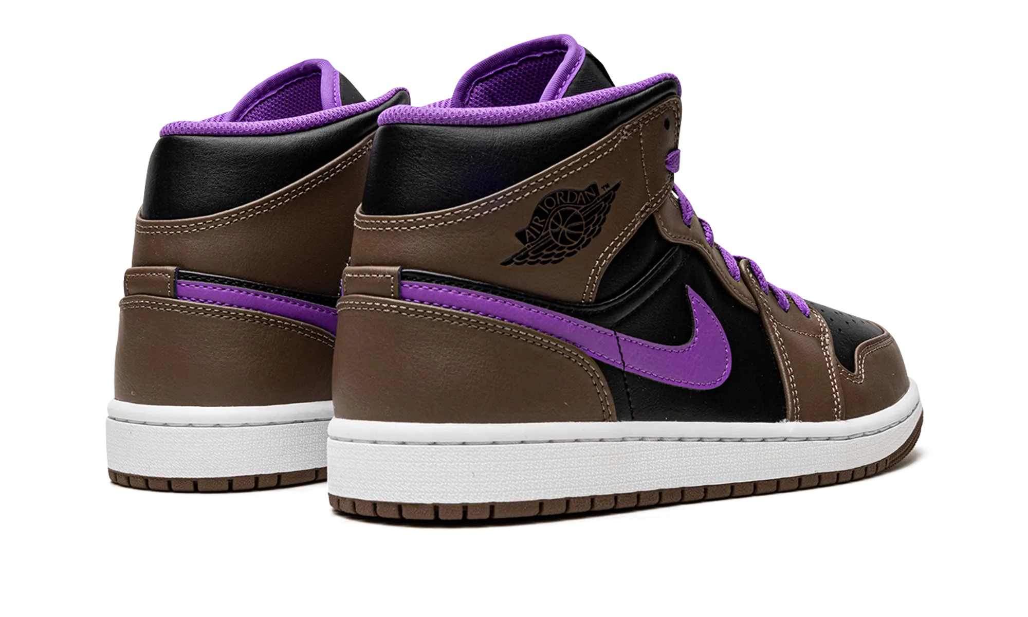 Flex Zone Design Perforated Tongue Air Jordan 1 Mid "Palomino"