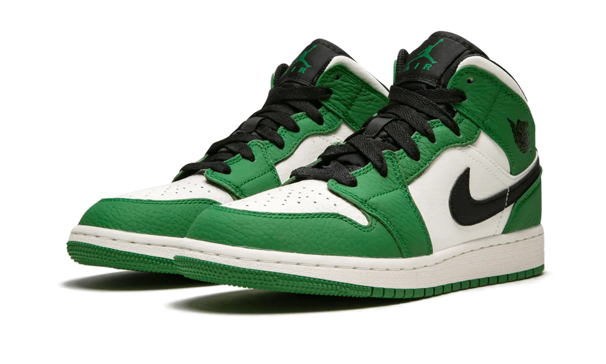 Air Jordan 1 Mid SE GS Retro-inspired cushioning