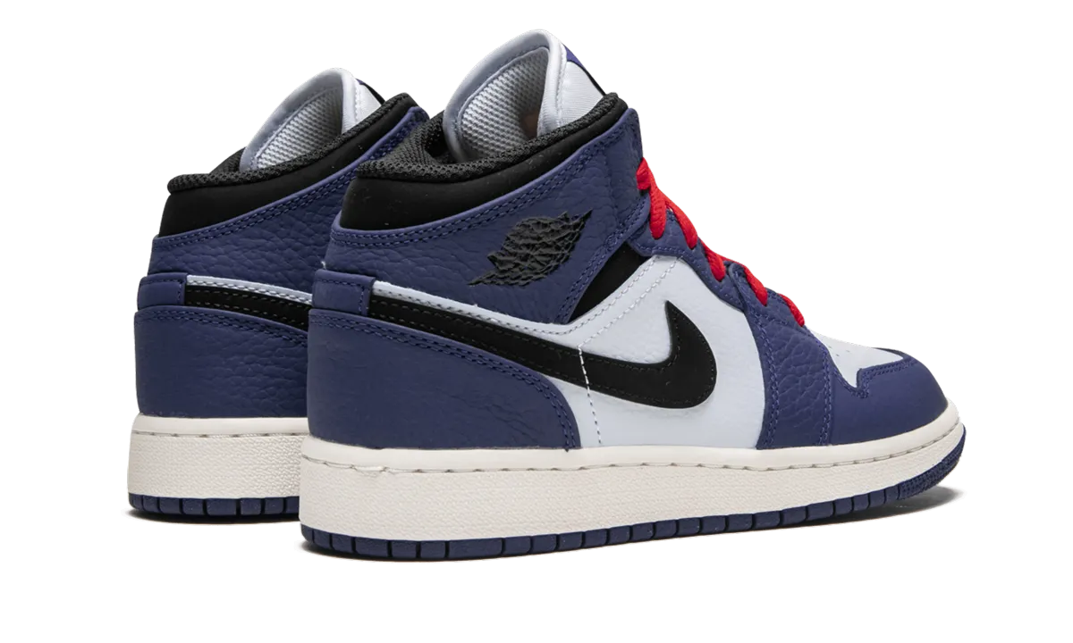 Premium Comfort Trend-setting silhouette Air Jordan 1 Mid SE GS "Deep Royal"