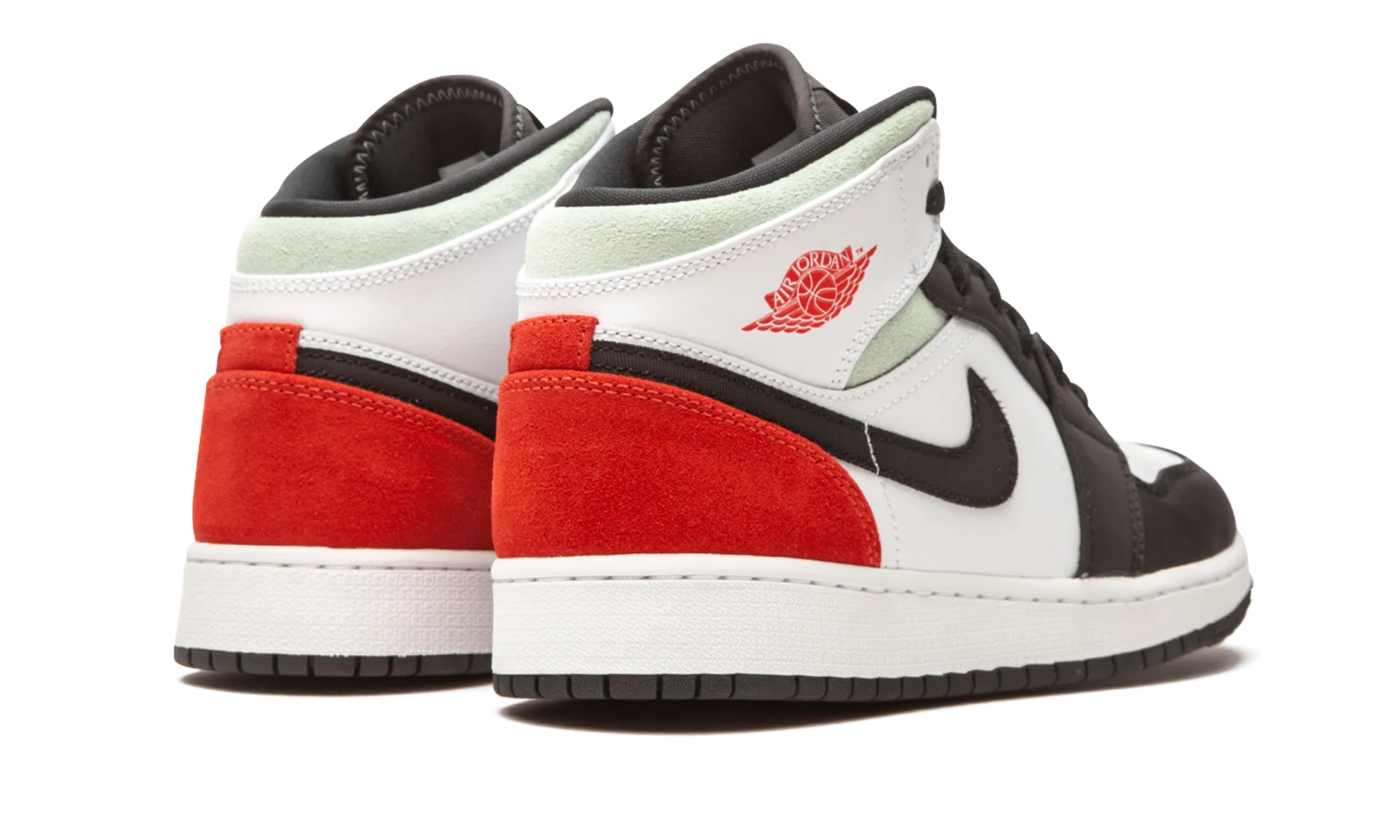Stylish Look Air Jordan 1 Mid SE GS "Red / Grey / Black Toe"