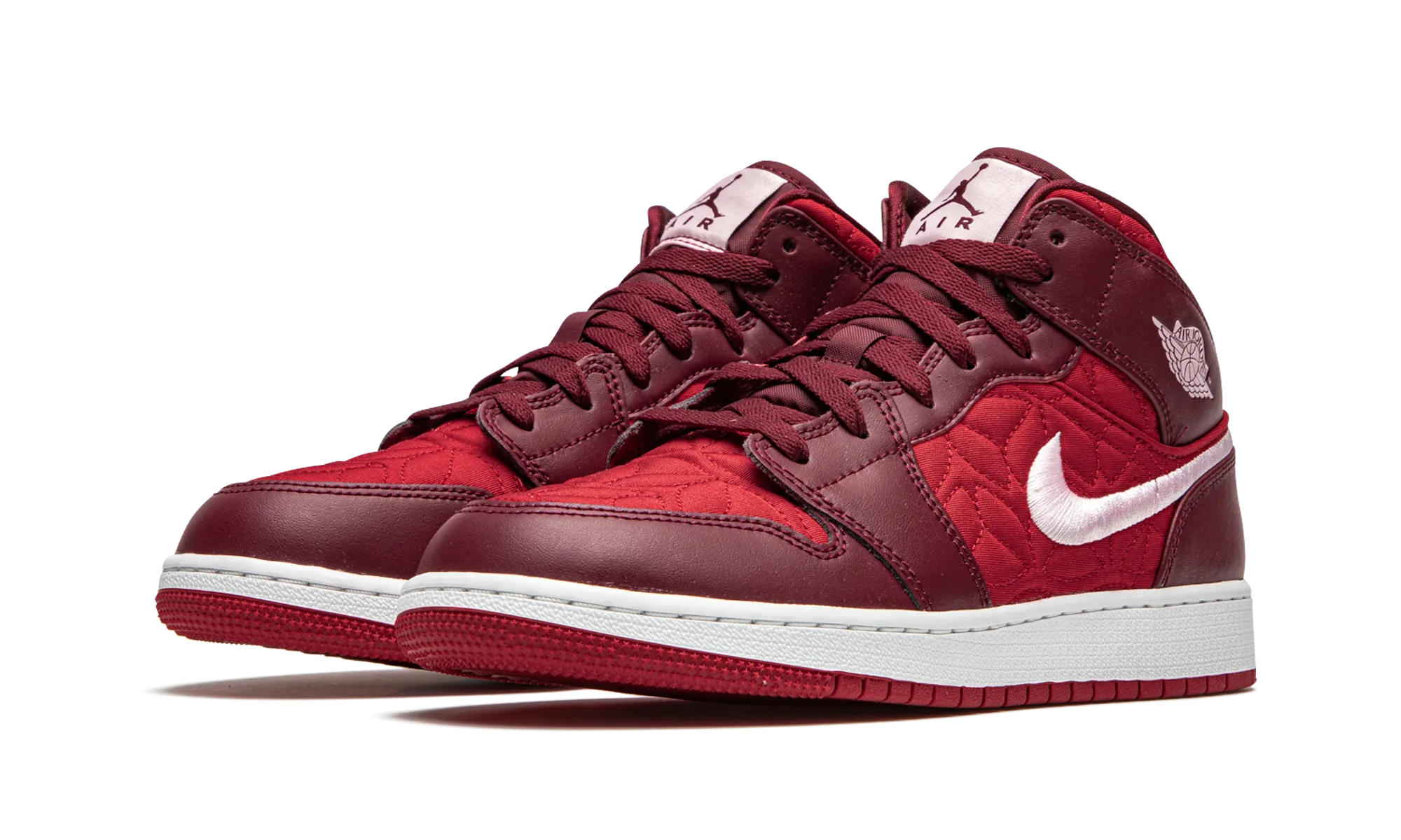 Air Jordan 1 Mid SE GS "Red Quilt" Outfit Ease