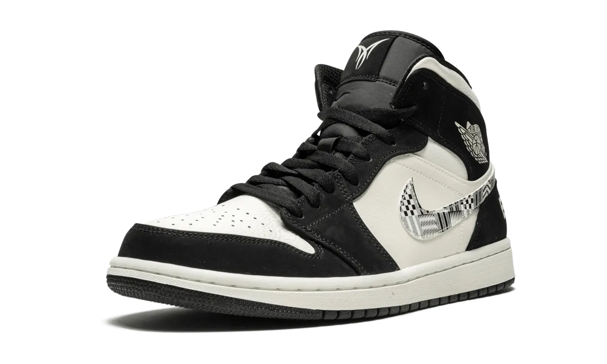 Smooth Wear Air Jordan 1 Mid SE "Black History Month"