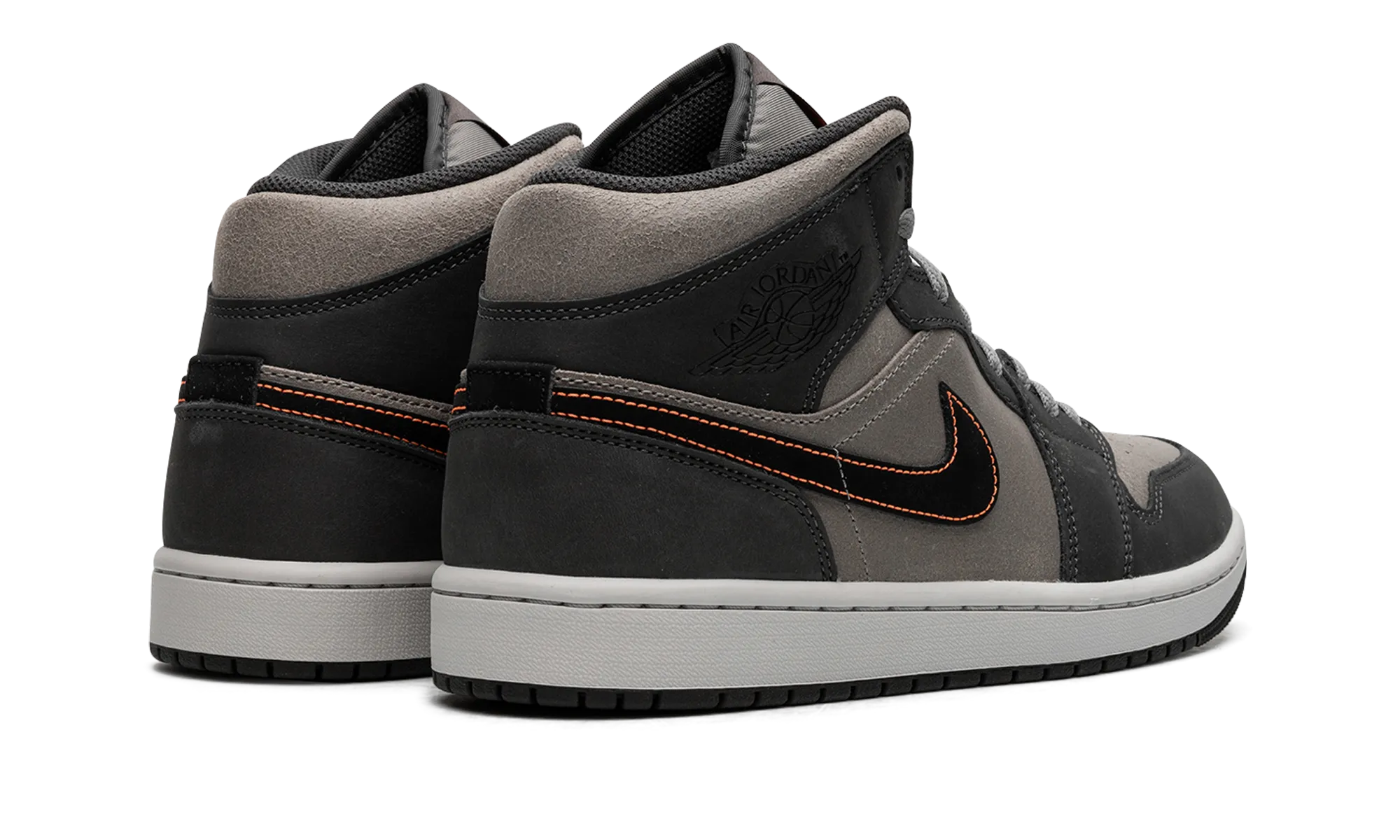 indoor activity Timeless Performance Air Jordan 1 Mid SE "Night Stadium"