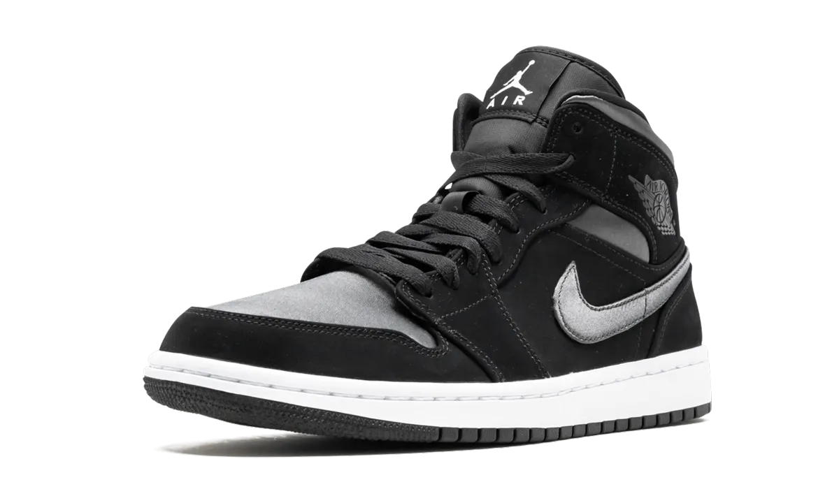 Neutral Colors Impact Resistant Framework Air Jordan 1 Mid SE "Nylon - Black/Grey"