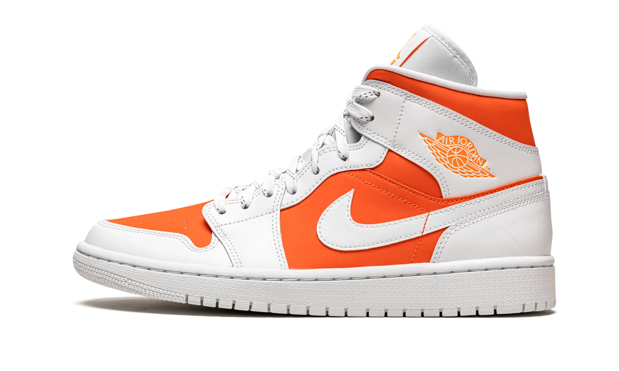 Sophisticated Look AIR JORDAN 1 MID SE WMNS "Bright Citrus"