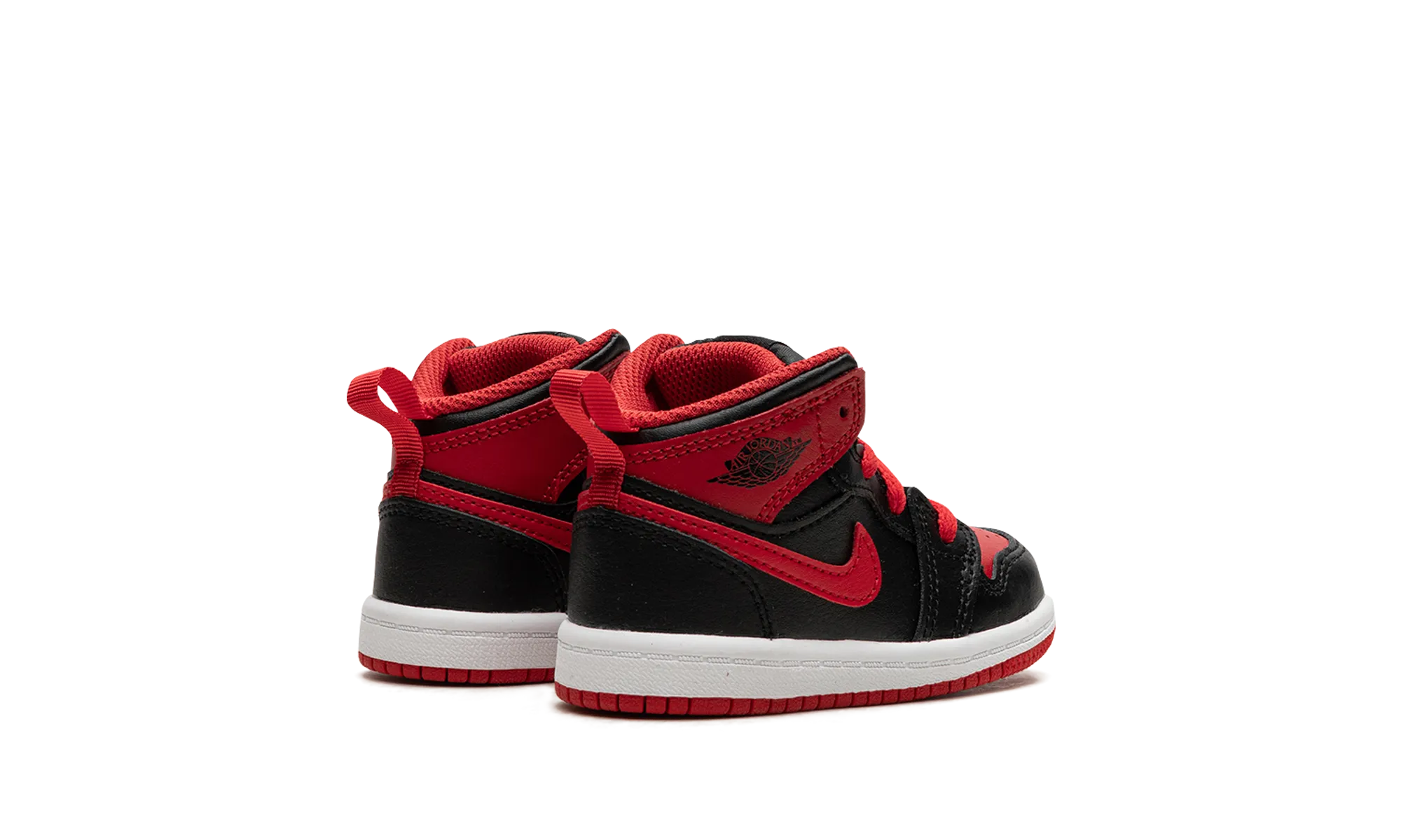 Air Jordan 1 Mid TD "Alternate Bred" Urban Adventure Multi Outfit