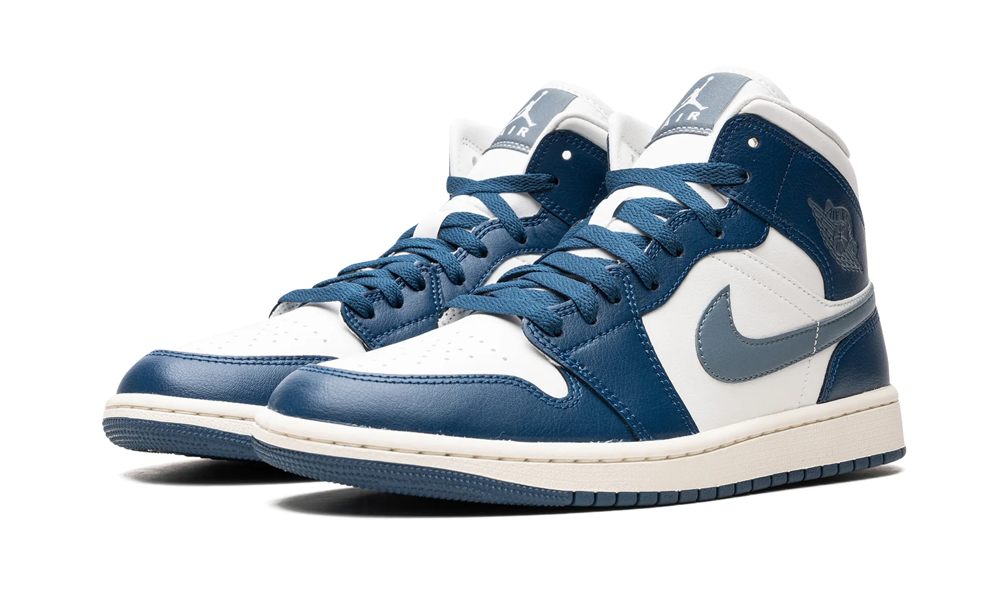 Contemporary Fit AIR JORDAN 1 MID WMNS "French Blue"