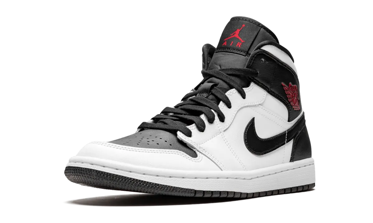 Gentle Texture AIR JORDAN 1 MID WMNS "Reverse Black Toe"