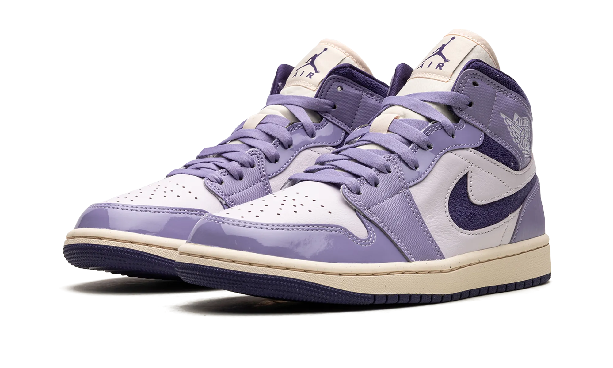 All Setup AIR JORDAN 1 MID WMNS "Sky J Purple"