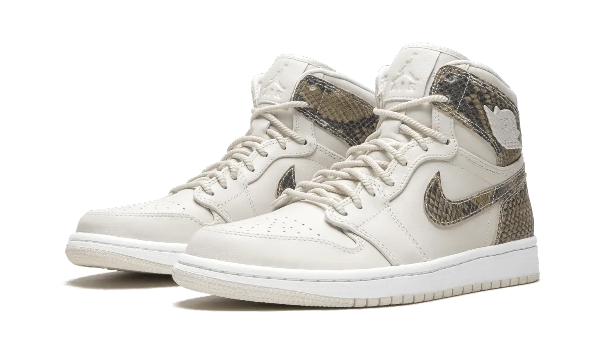 Microfiber Lining Tech Speed Performance AIR JORDAN 1 RET HI PREMIUM WMNS