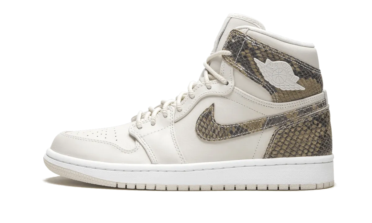 Fashion Basics Retro-inspired cushioning AIR JORDAN 1 RET HI PREMIUM WMNS