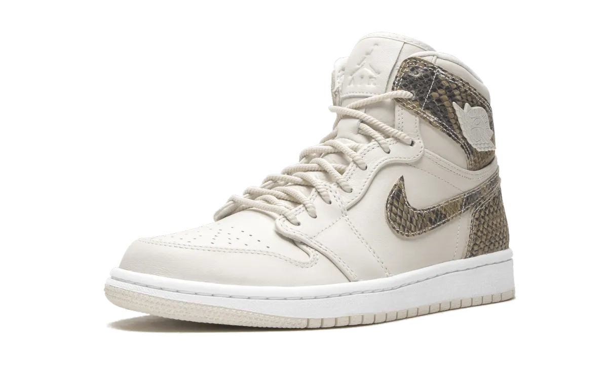 AIR JORDAN 1 RET HI PREMIUM WMNS Durable Gear Elevated Sole
