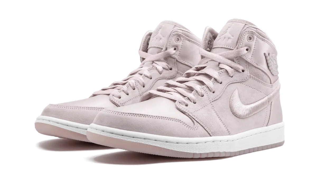 AIR JORDAN 1 RET HIGH SOH WMNS Ventilated Design Dynamic Cushioning System