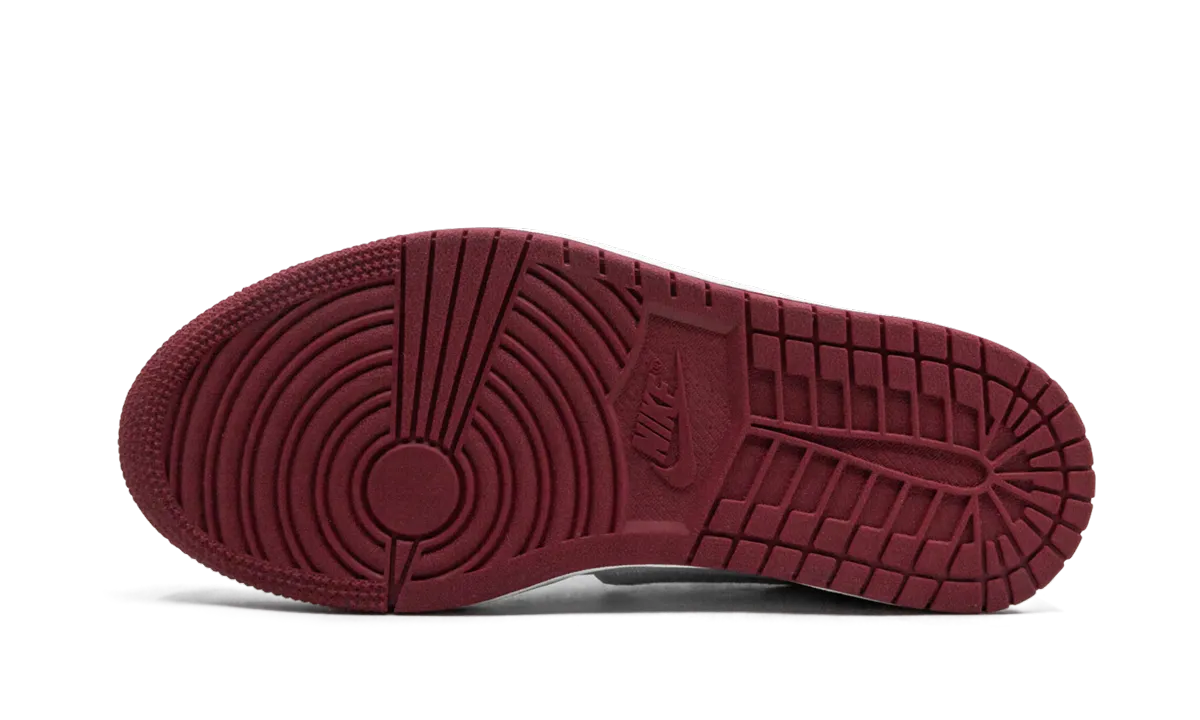 AIR JORDAN 1 RET LO SLIP WMNS "BLACK TOE" Runner's Choice Shock Dispersing Plate