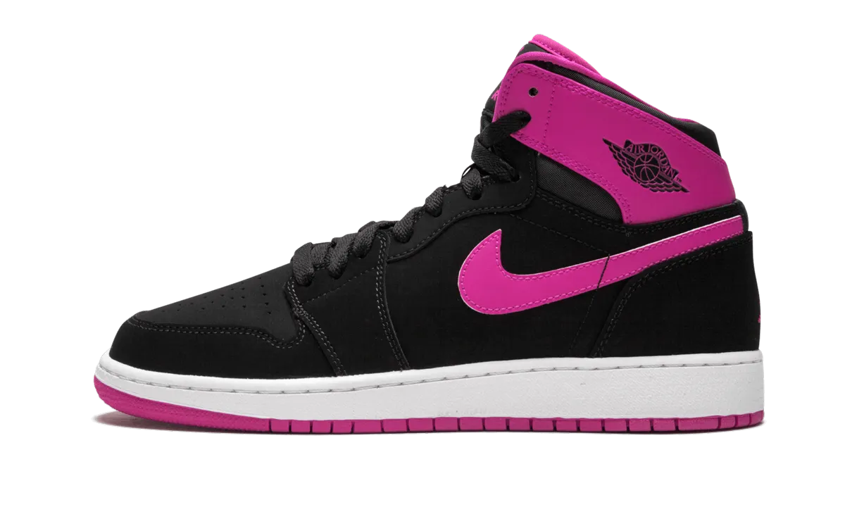 Multi directional traction Air Jordan 1 Retro High OG GS "Black / Vivid Pink"