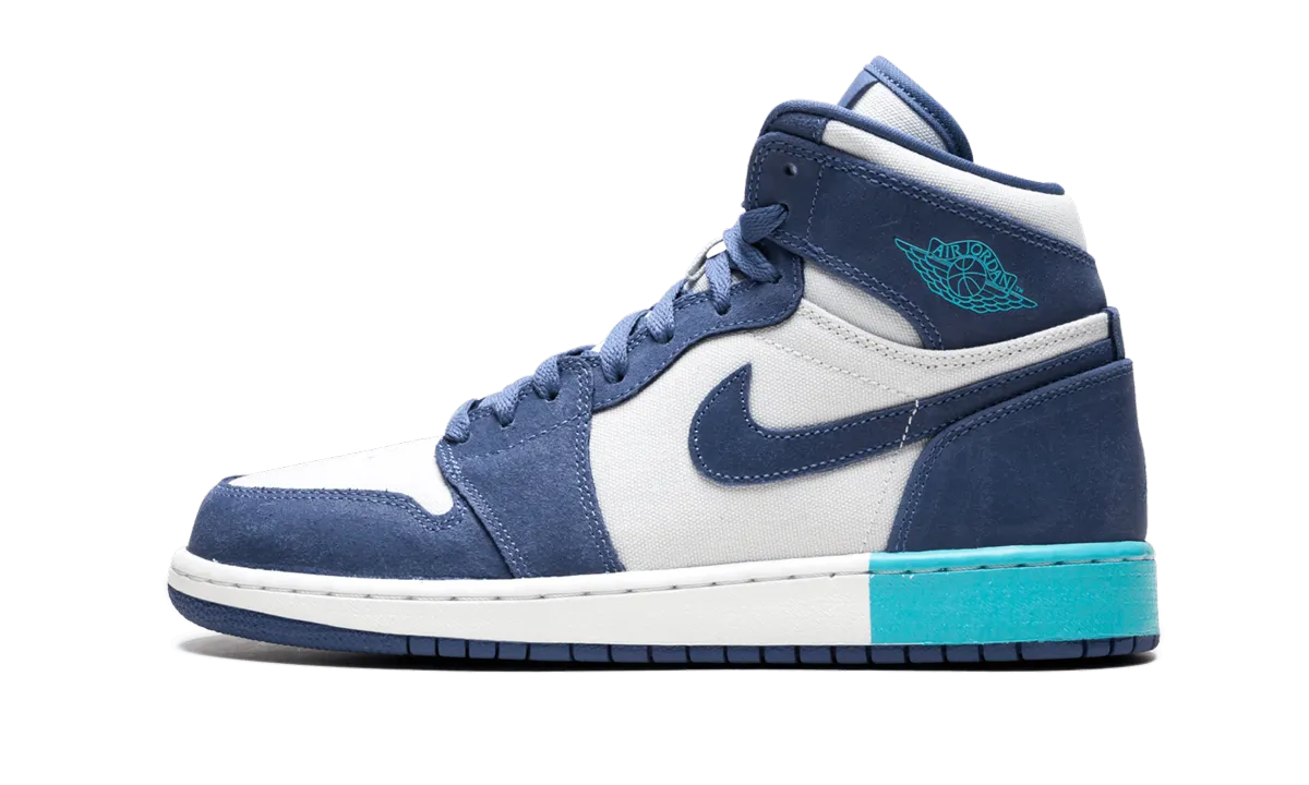 Air Jordan 1 Retro High OG GS "Blue Moon" Long-Distance Walking