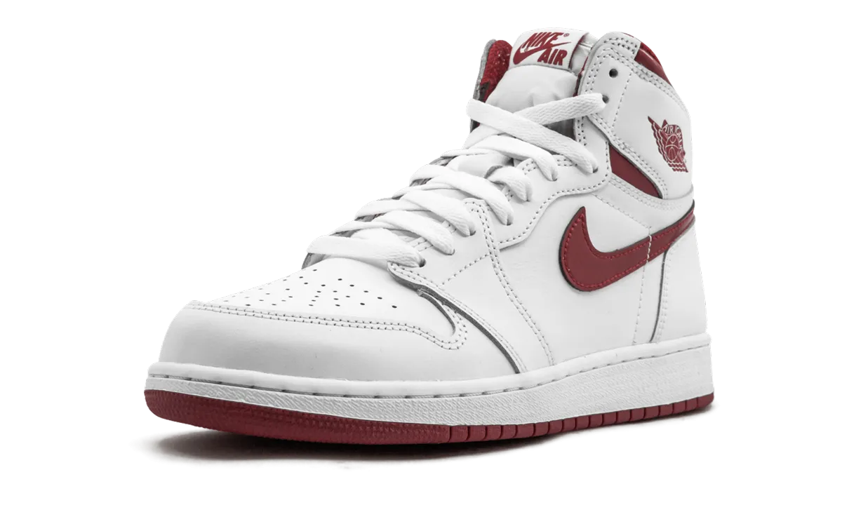 High Speed Barefoot Shoe Tech Air Jordan 1 Retro High OG GS "Metallic Red"