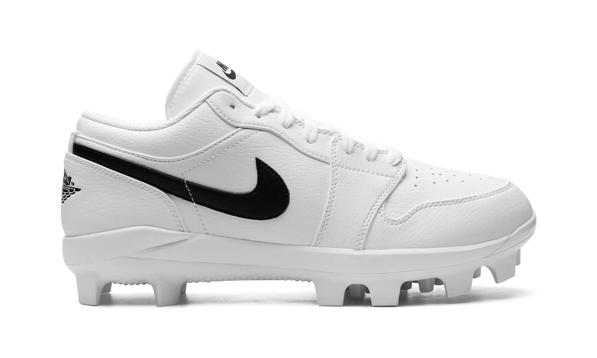 Air Jordan 1 Retro MCS Low "White Black" On The Move