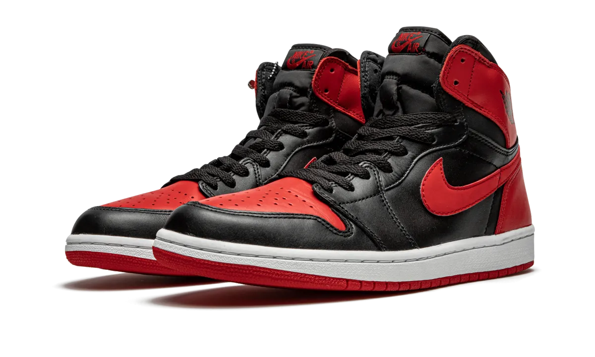 Air Jordan 1 Retro "BRED 01'" Responsive Support Micro Perforated Tongue
