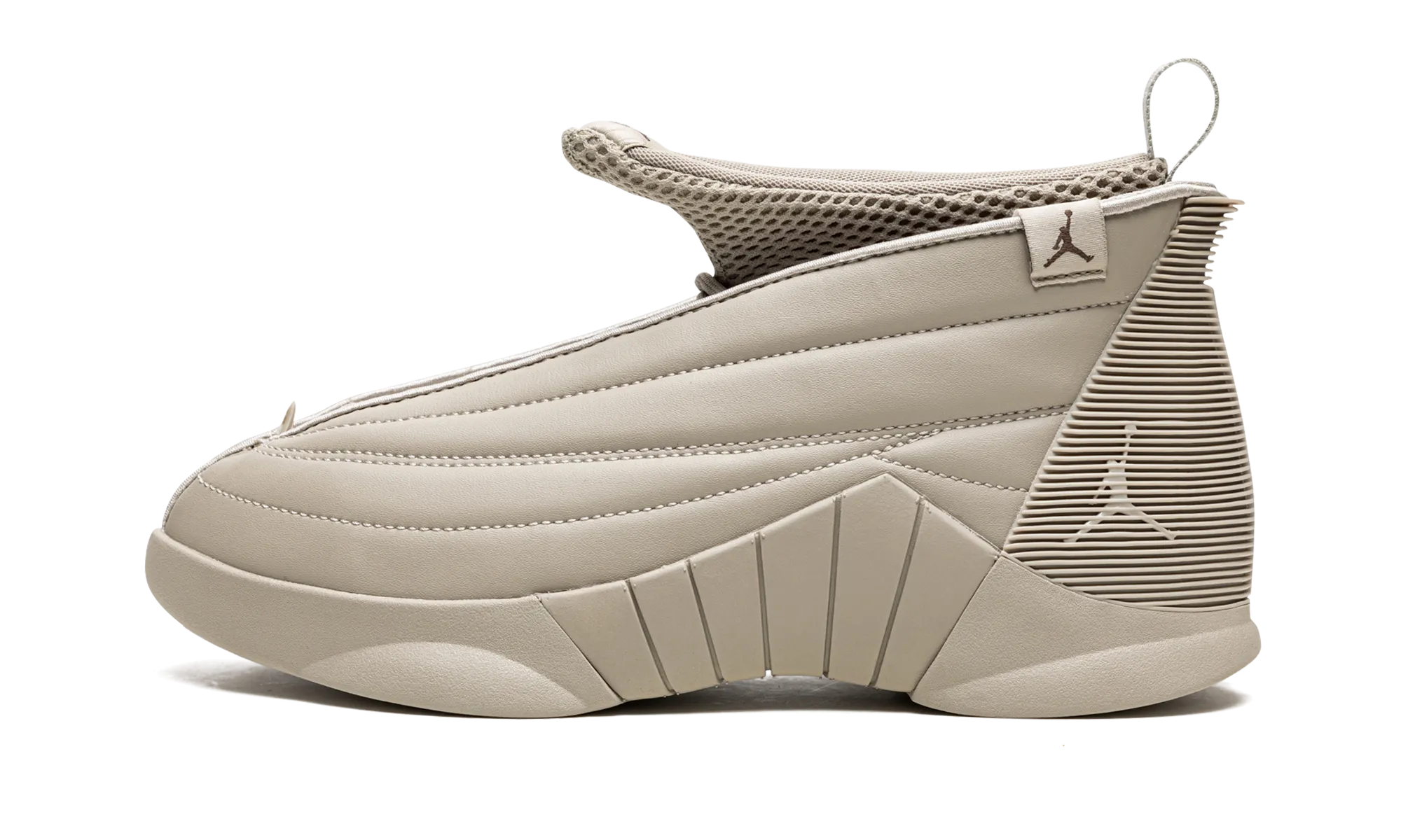 Body Alignment Round Toe AIR JORDAN 15 RETRO WMNS "Billie Eilish"