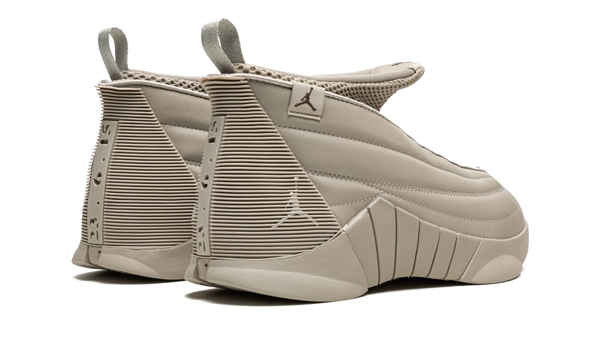 AIR JORDAN 15 RETRO WMNS "Billie Eilish" Low Support Reinforced Eyelet Construction