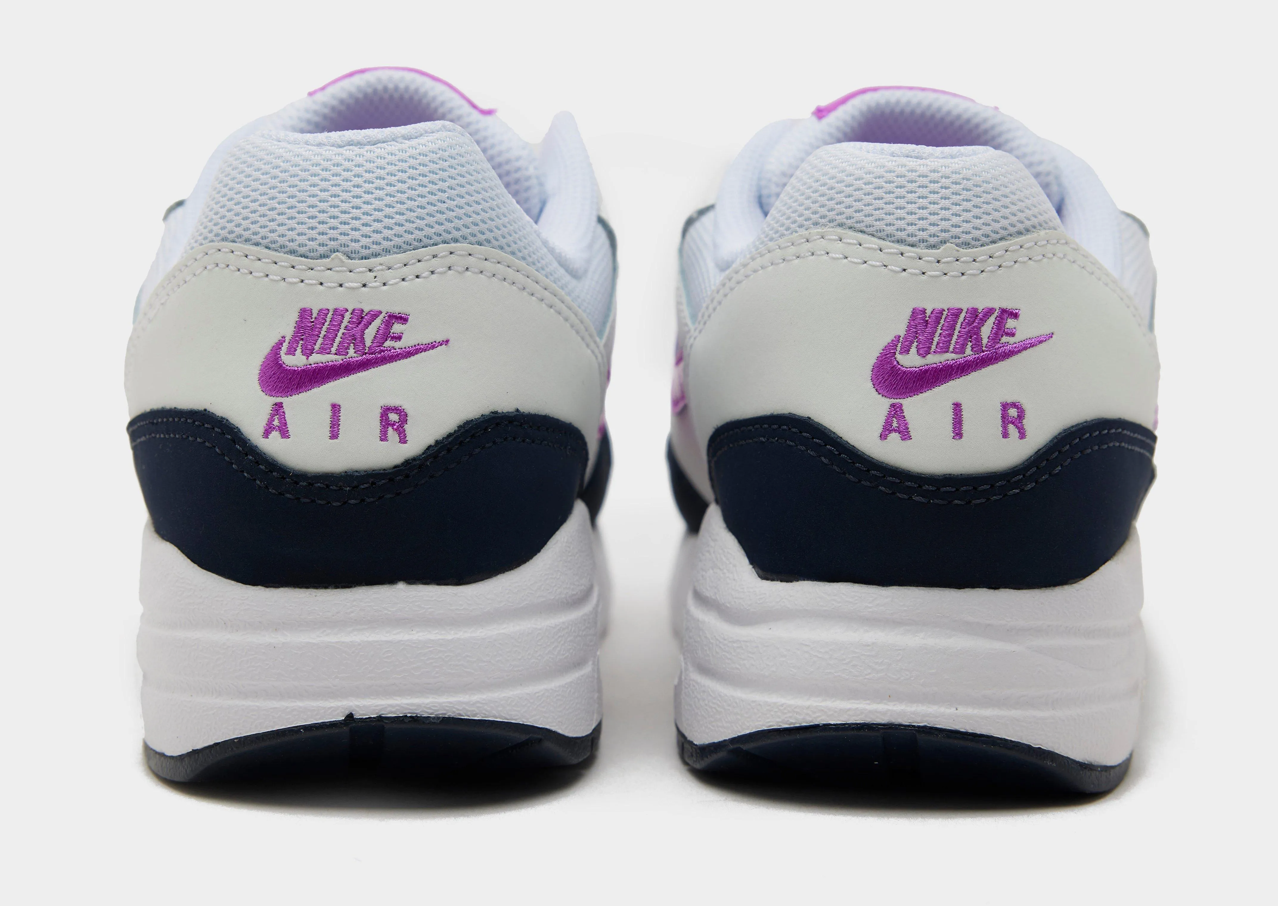 Air Max 1 Junior's running in a mesa area shoes running in mud shoes