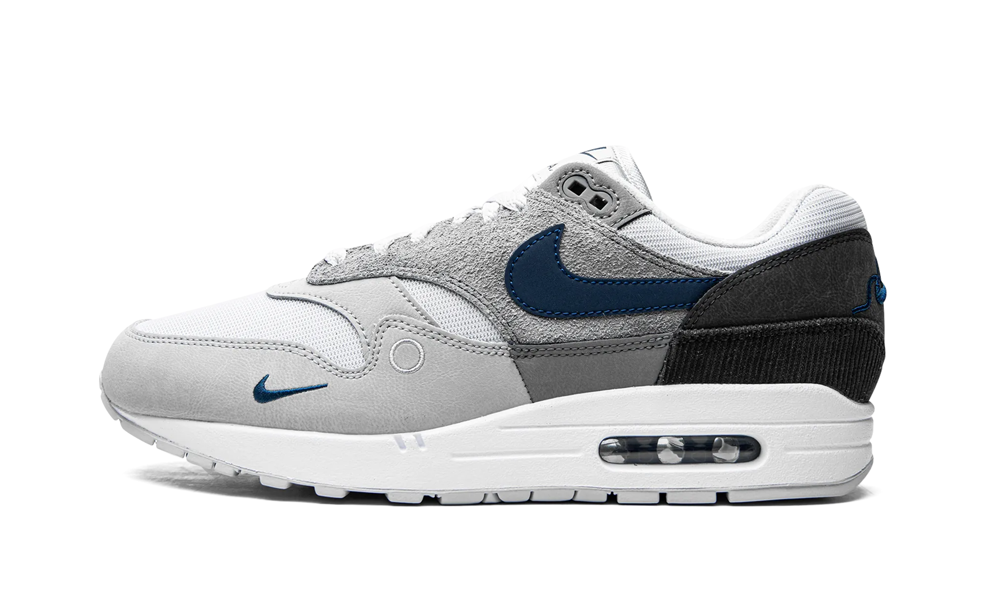 running in a plateau shoes Air Max 1 "City Pack - London"