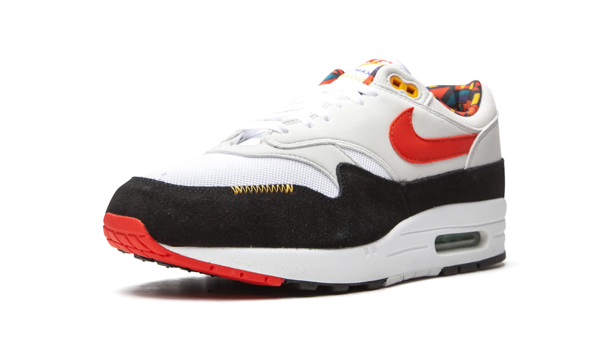 running in a golf course area shoes asphalt - road - runner Air Max 1 "Live Together Play Together"