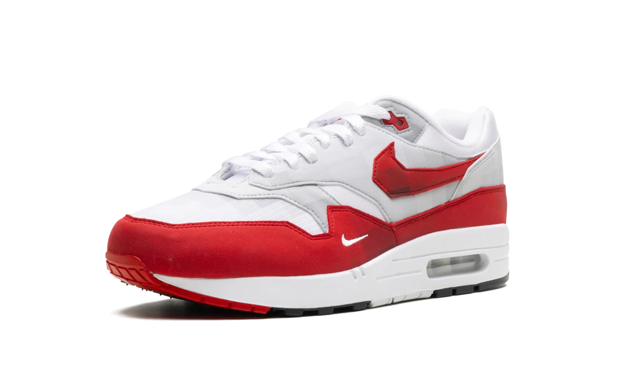 Air Max 1 "Low Poly" running in a desert shoes