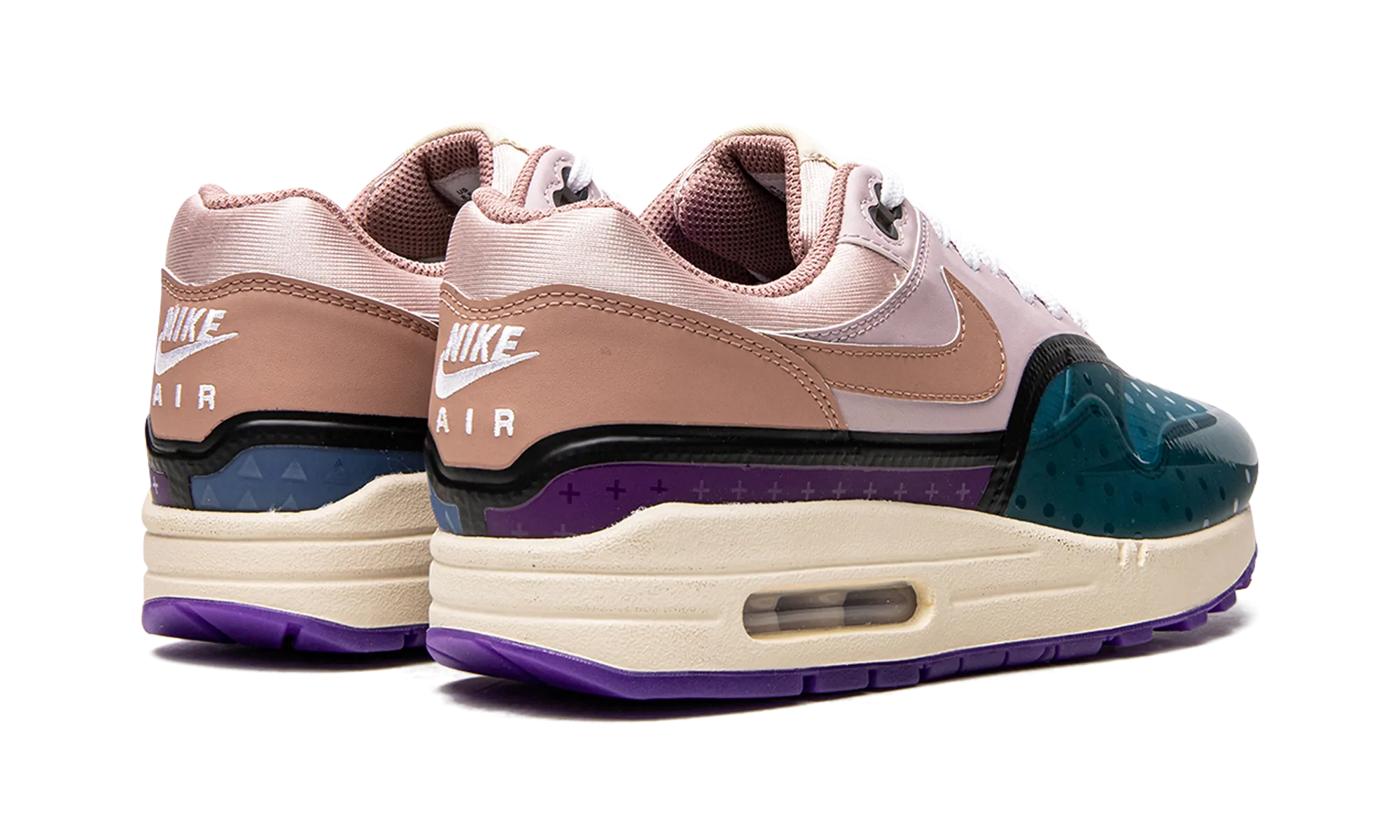 running for a cause running on grass shoes AIR MAX 1 () WMNS "Plum Fog Fossil Rose"