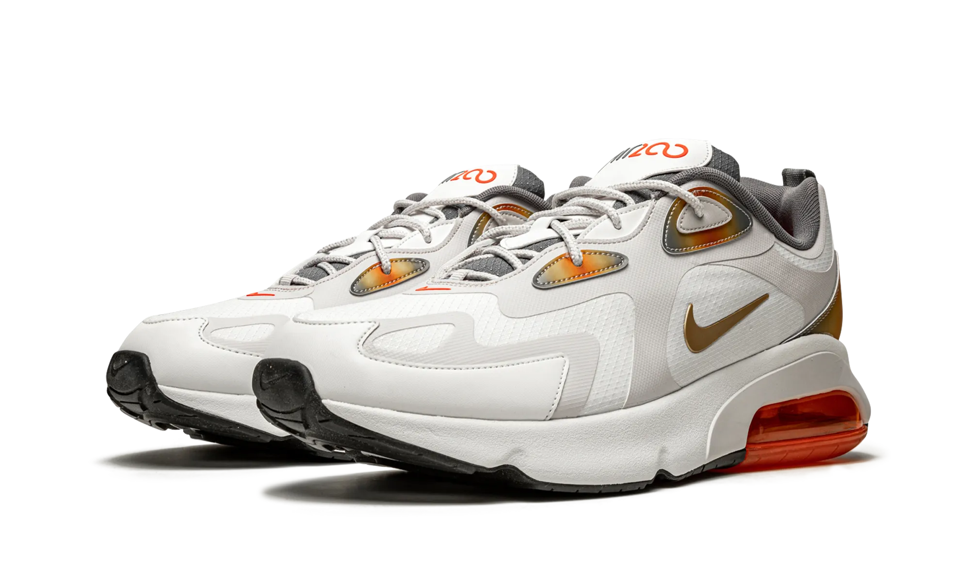 cricket shoes Air Max 200