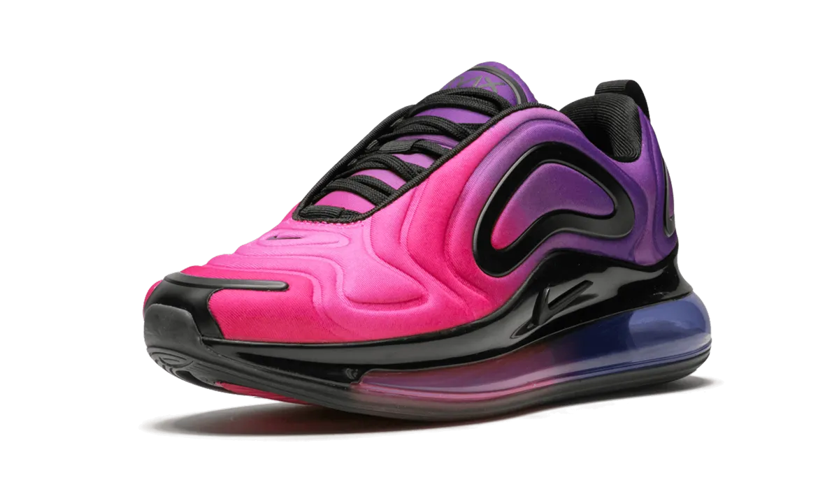 running for a way to stay focused AIR MAX 720 WMNS