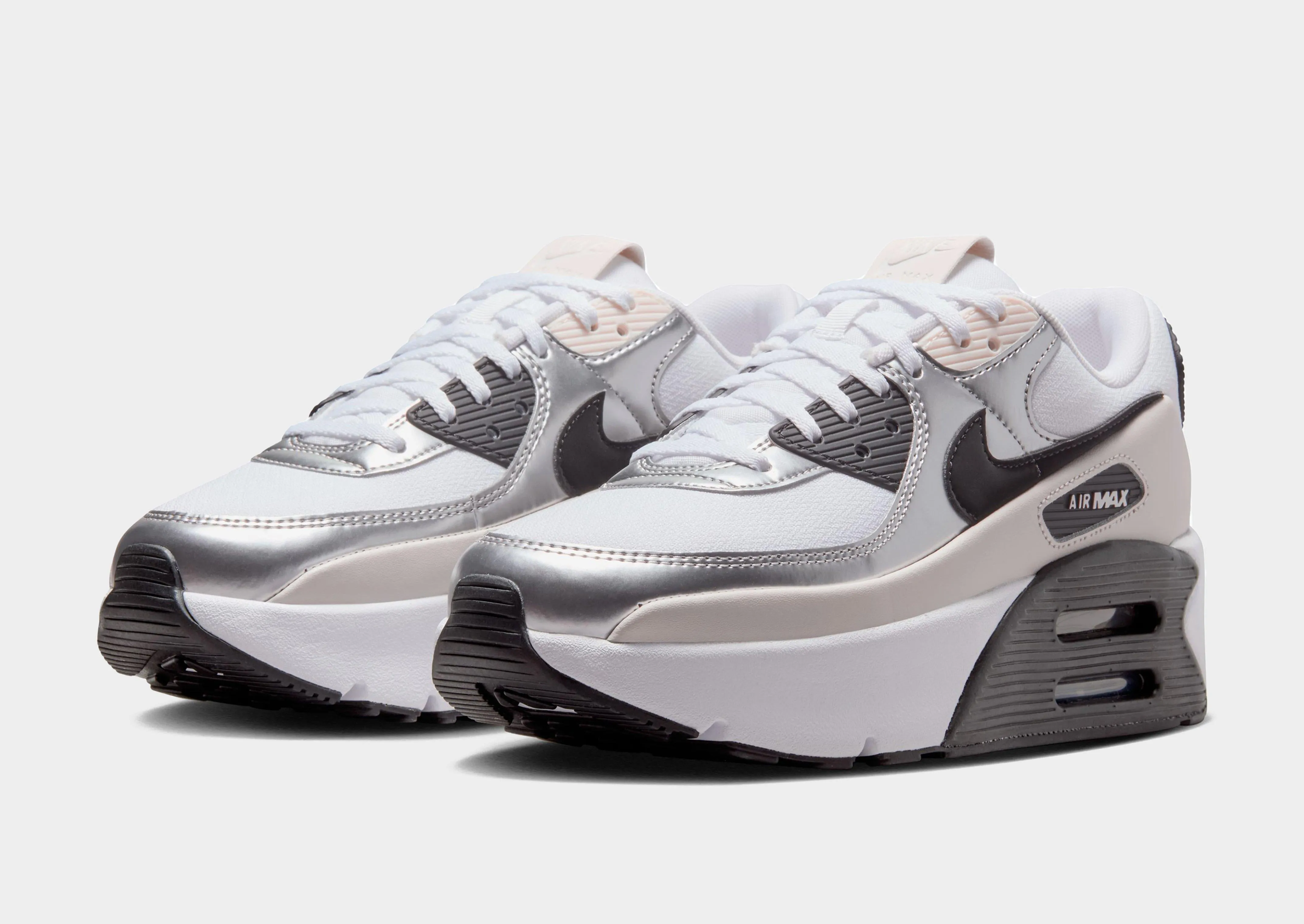 Hilly terrain adaptability Air Max 90 LV8 Women's