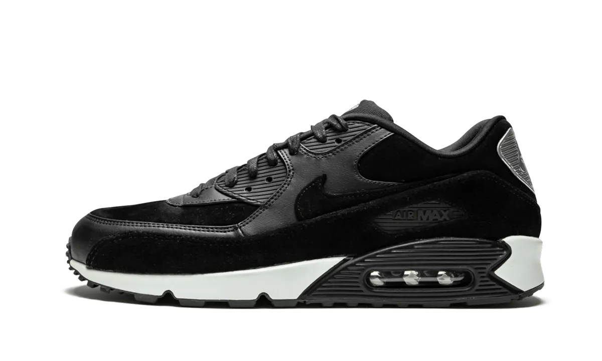 trail - hiking running shoes Air Max 90 Premium "Rebel Skulls"