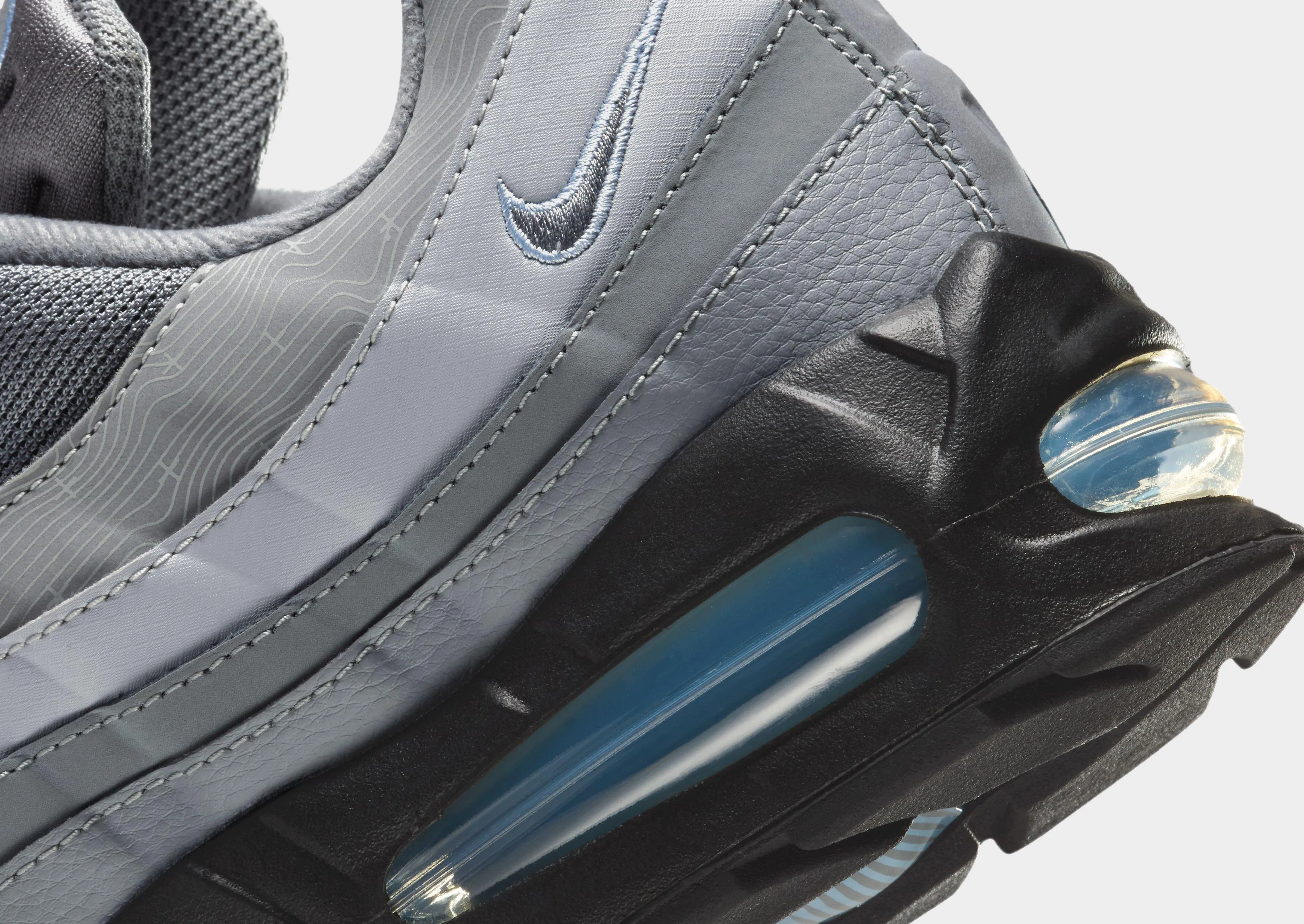 foam running shoes Air Max 95