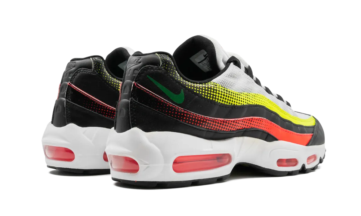 Air Max 95 SE "SOLAR RED" casual running shoe usage