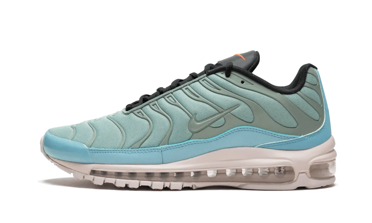 Air Max 97/ Plus Racer running in a frozen river area shoes