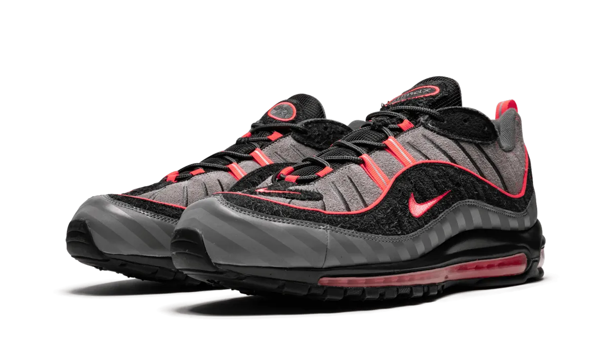 running on a wooden track shoes Air Max 98 "I-95"