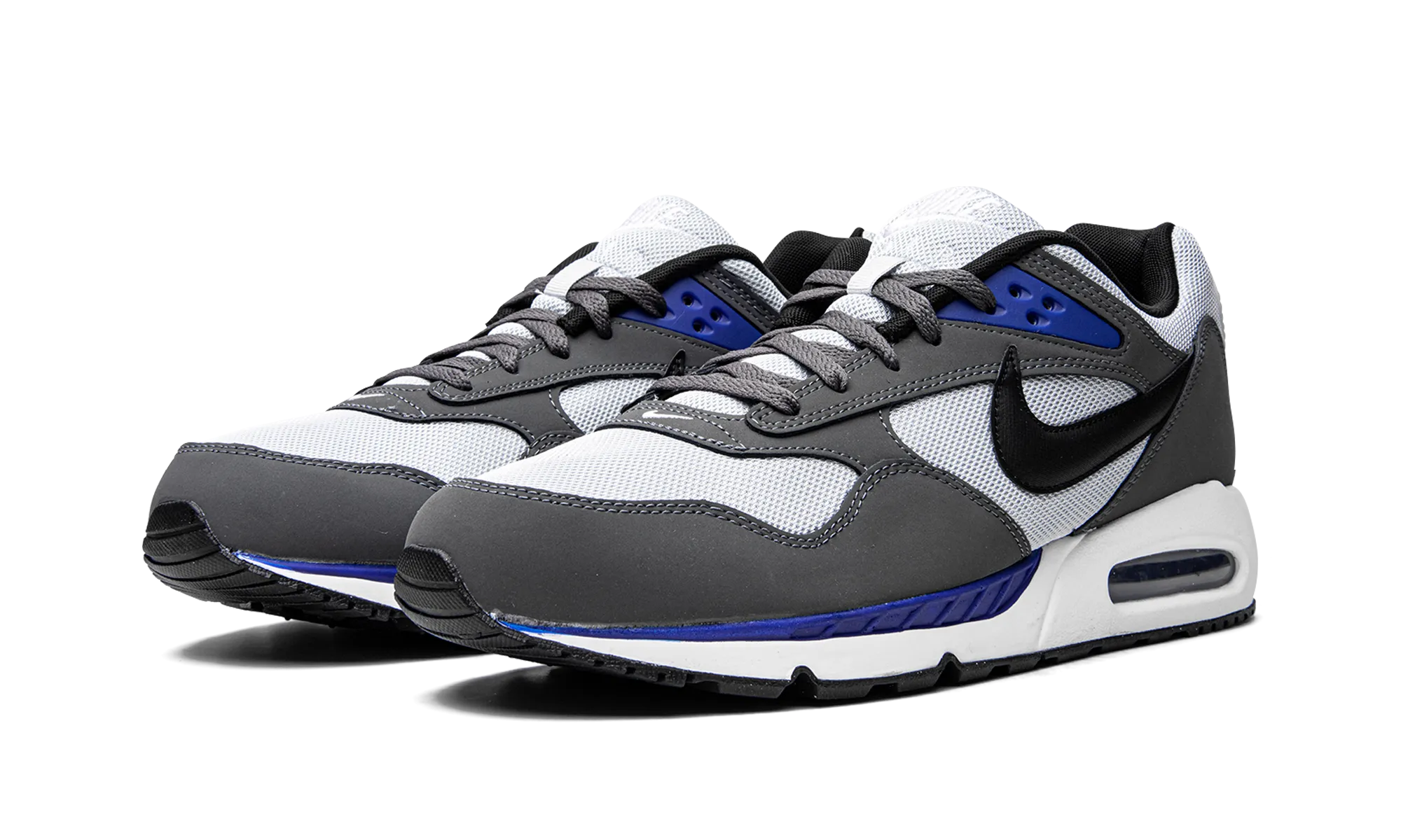 mountain - climbing running shoes Air Max Correlate