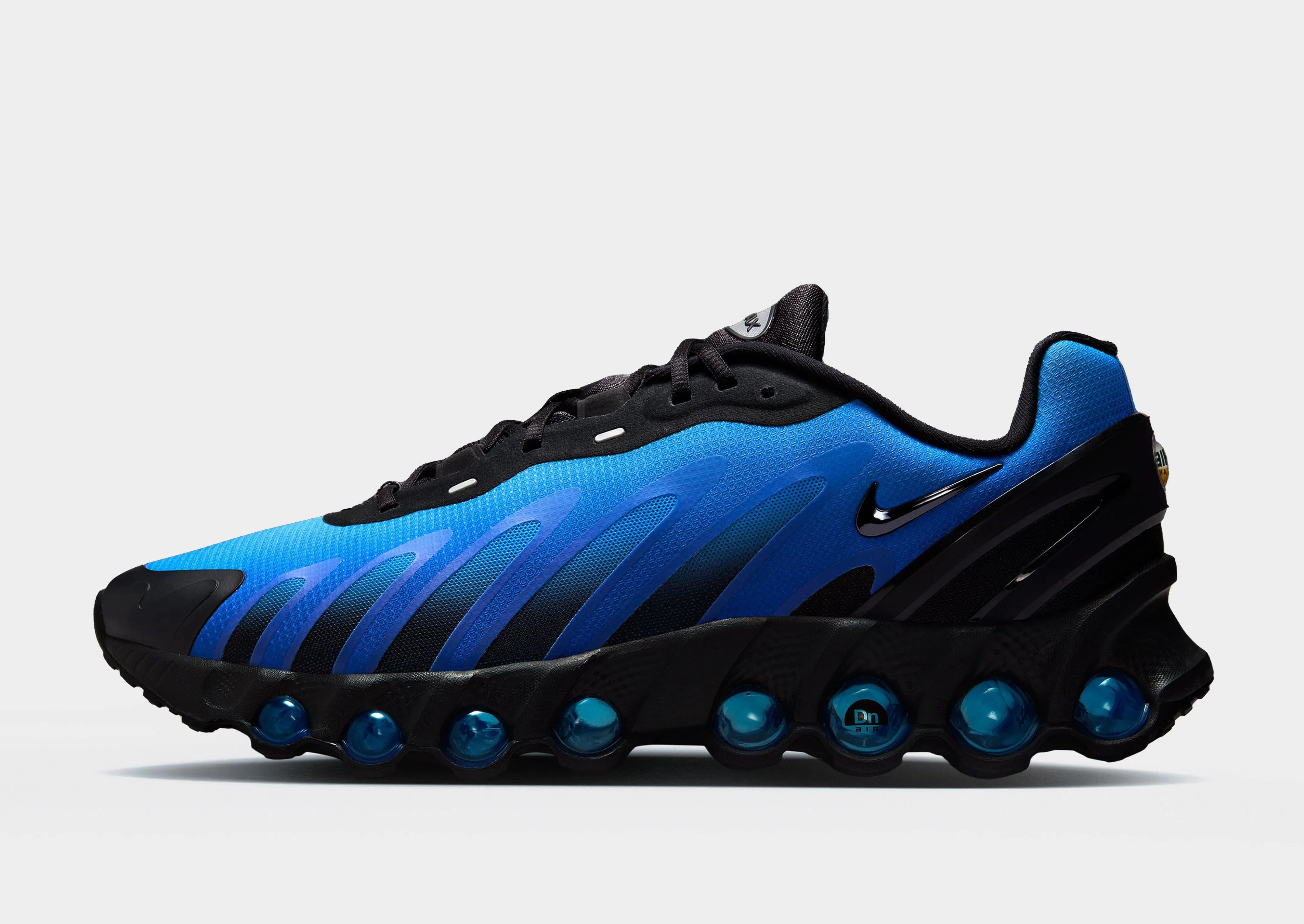 Air Max DN8 ComfortableFit Grippy Sole