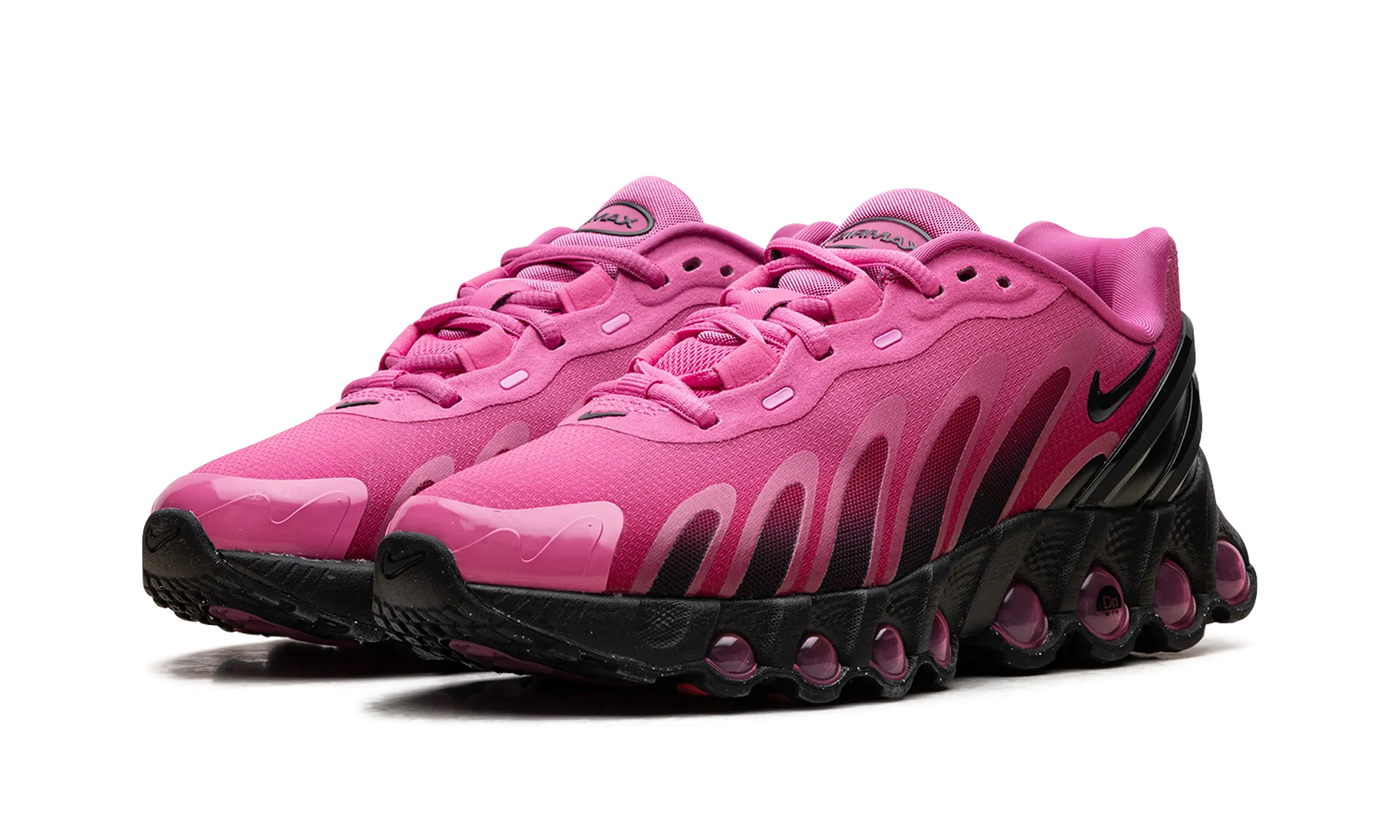 Air Max DN8 "Hyper Pink" competitive runner Dynamic