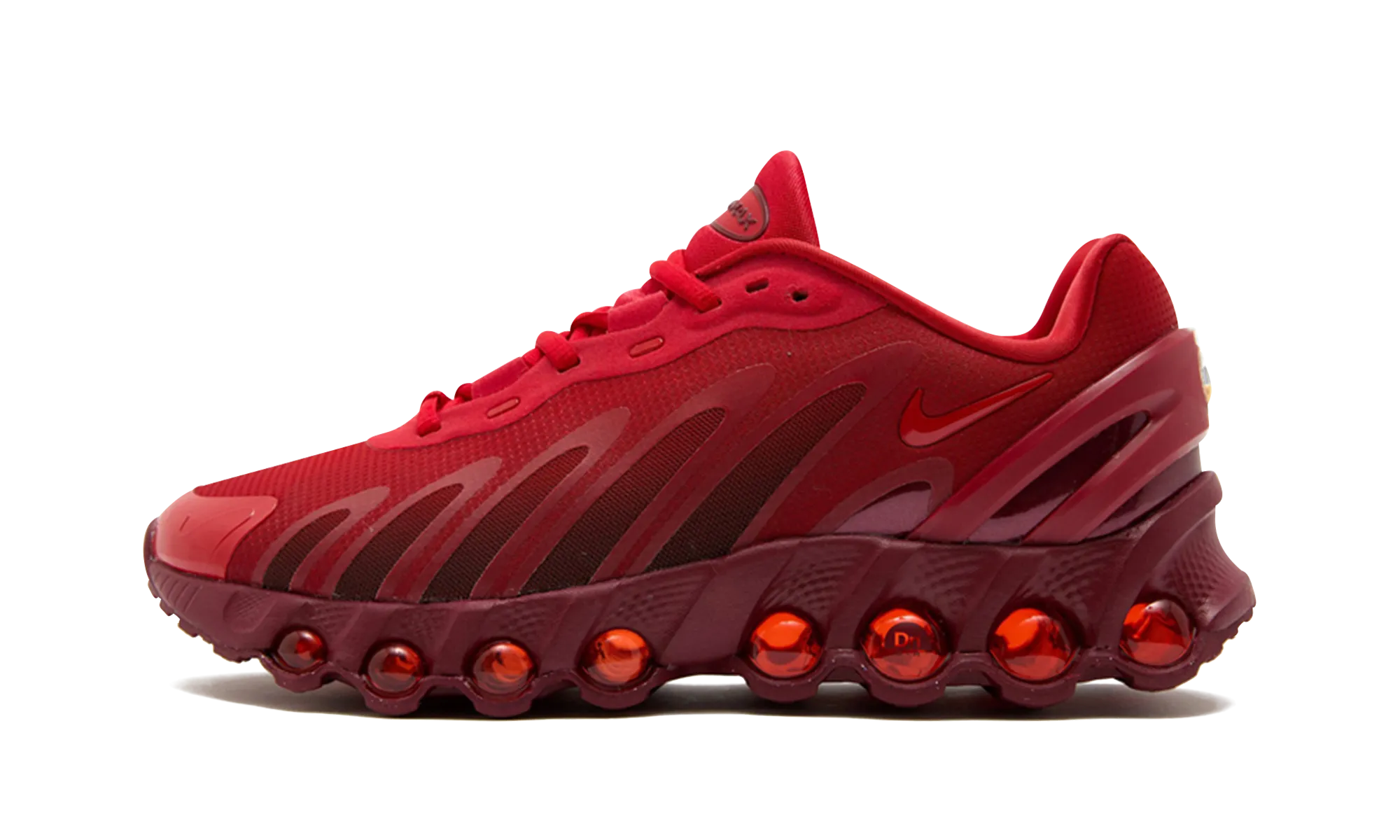 diagonal - design shoes Air Max DN8 WMNS "University Red"