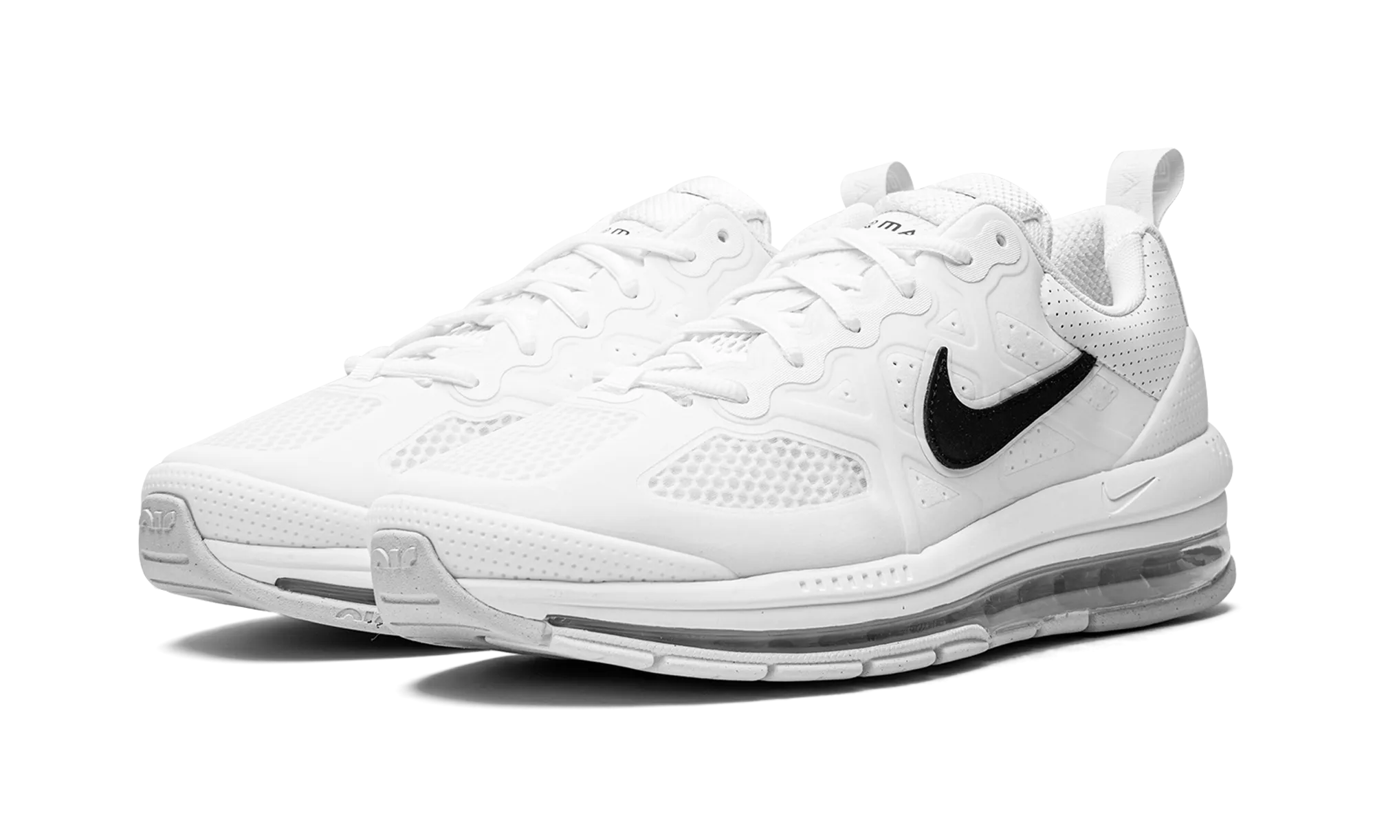 college - team - themed running shoes Air Max Genome