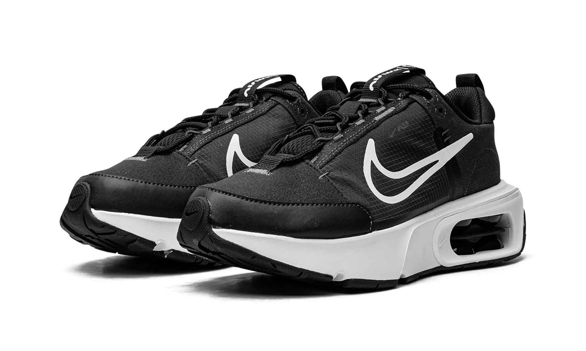 AIR MAX INTRLK WMNS "Black/White" Modern Design running in the morning shoes