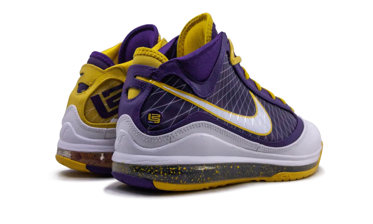 Air Max Lebron 7 "Media Day" team sports shoes healthy - living