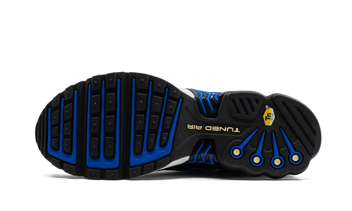 family runs bow - decorated running option Air Max Plus 3