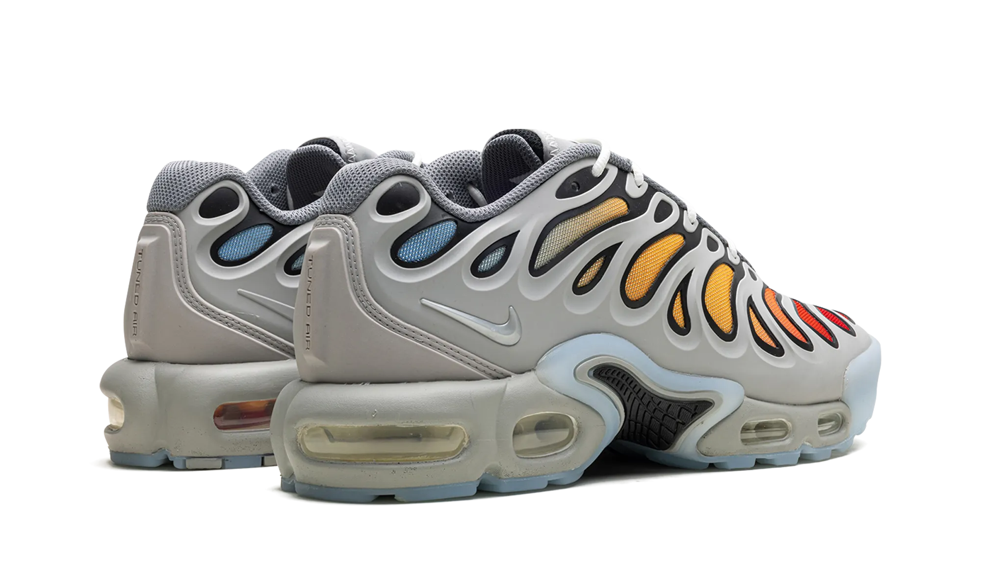Hilly terrain adaptability Air Max Plus Drift "Light Smoke Grey"