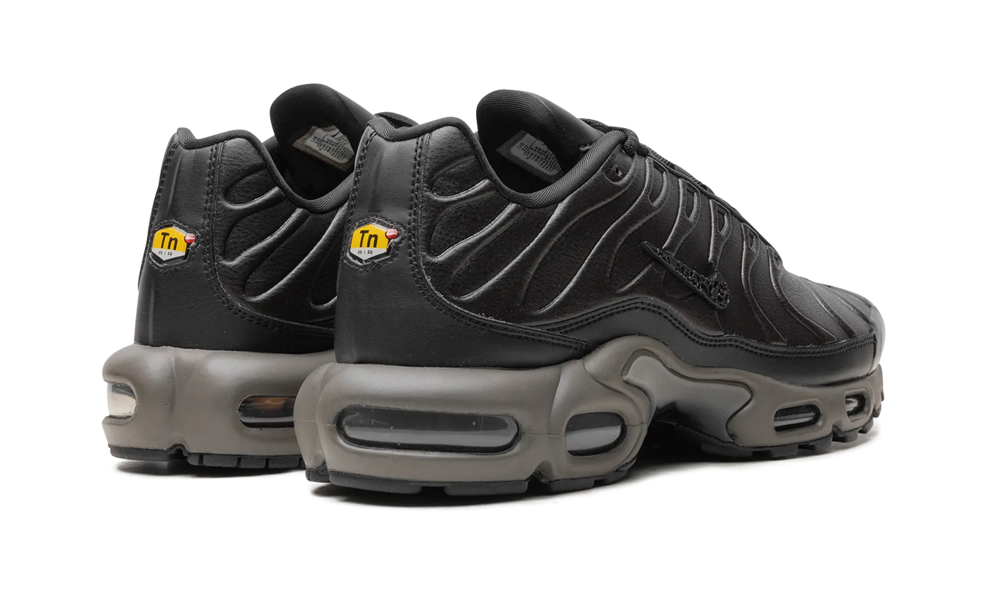Air Max Plus "Black Tea / Petra Brown" "Black Tea / Petra Brown" adult sizes