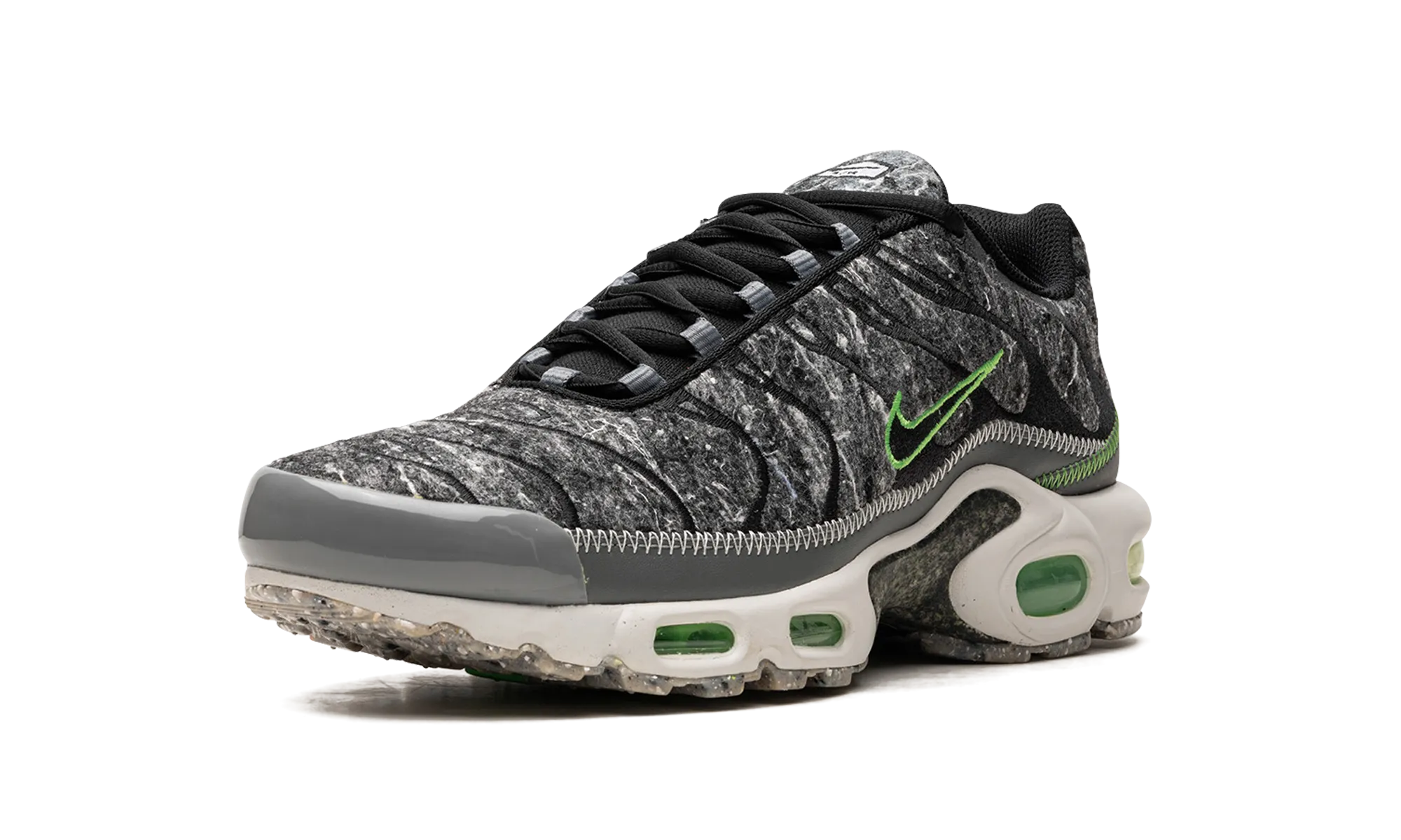 compacted - dirt running option Hiking Companion Air Max Plus "Essential Crater Green"
