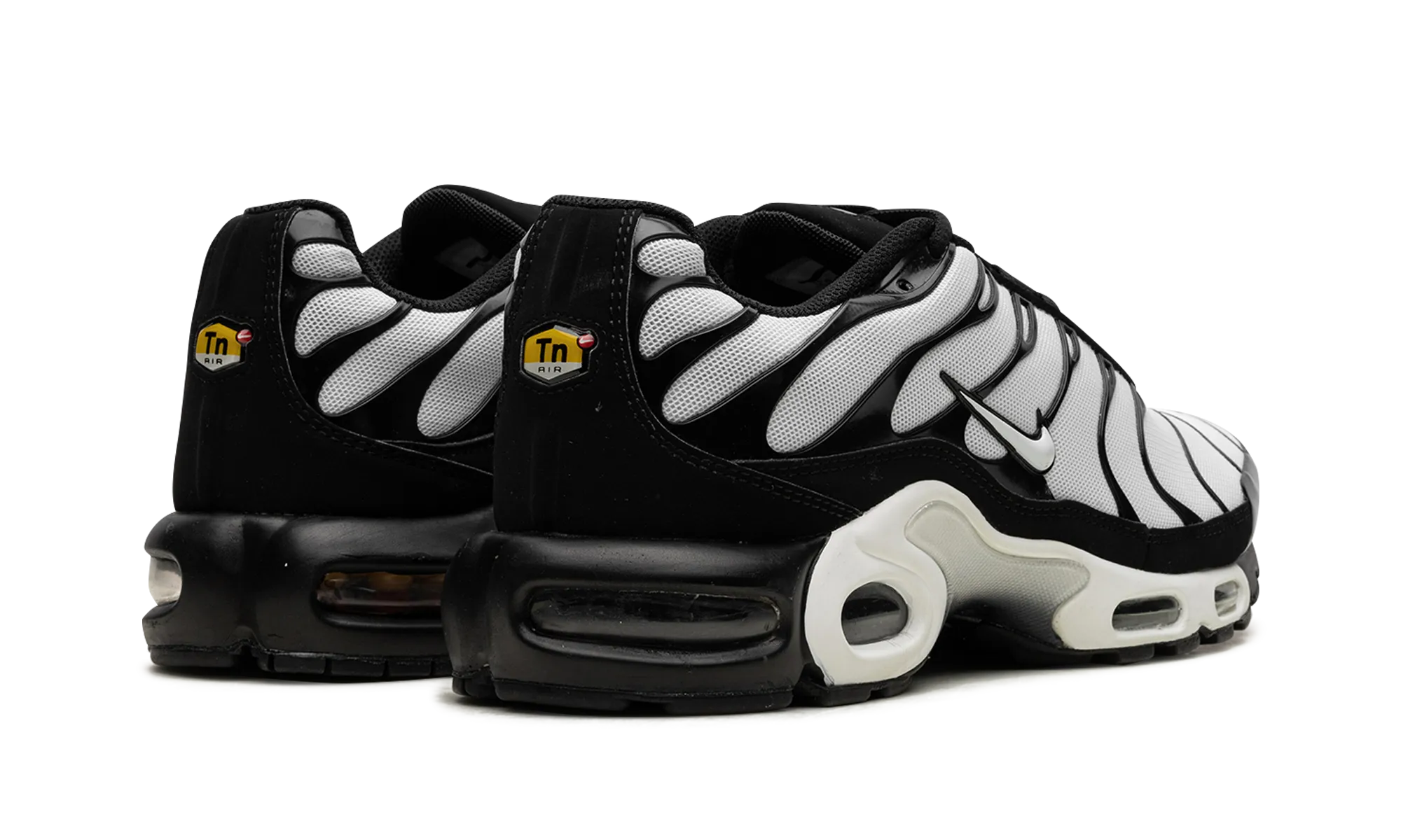 Air Max Plus "Oreo" Strength training